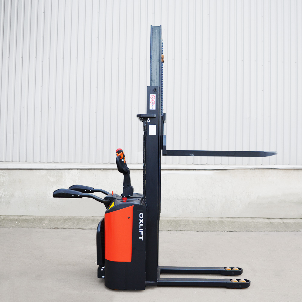 Фото Самоходный Штабелер OXLIFT BX1532E 3200 мм 1500 кг с платформой для оператора 2