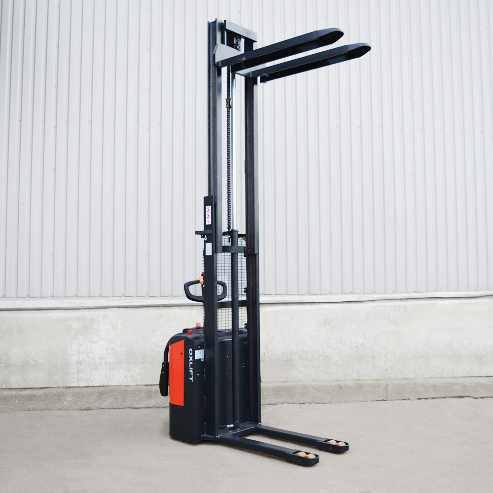 Фото Самоходный Штабелер OXLIFT BX1532E 3200 мм 1500 кг с платформой для оператора 3