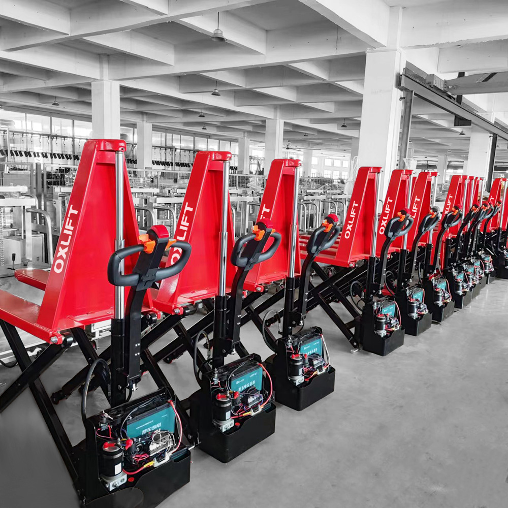 Фото Самоходная Гидравлическая Тележка с Ножничным Электроподъемом OXLIFT TX15H 800 мм 1500 кг 3
