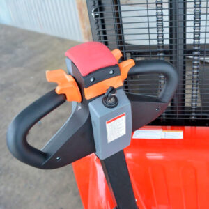 Фото Самоходный Штабелер OXLIFT AX12 3000 мм 1200 кг 7