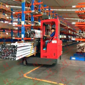 Фото Четырёхходовой Ричтрак MFB25-65 OXLIFT 6500 мм 2500 кг 2
